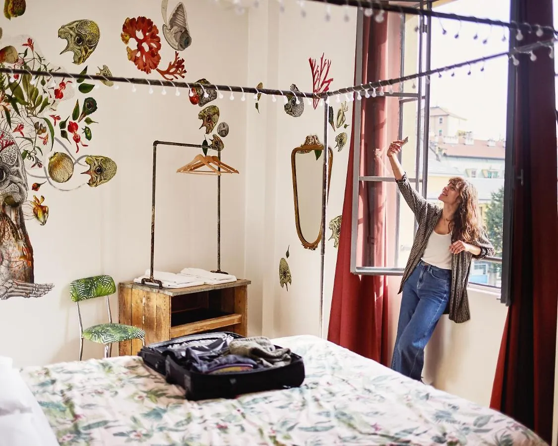 Madama Hostel & Bistrot Milano Italia