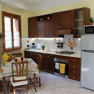  Apartment La Nina Italy